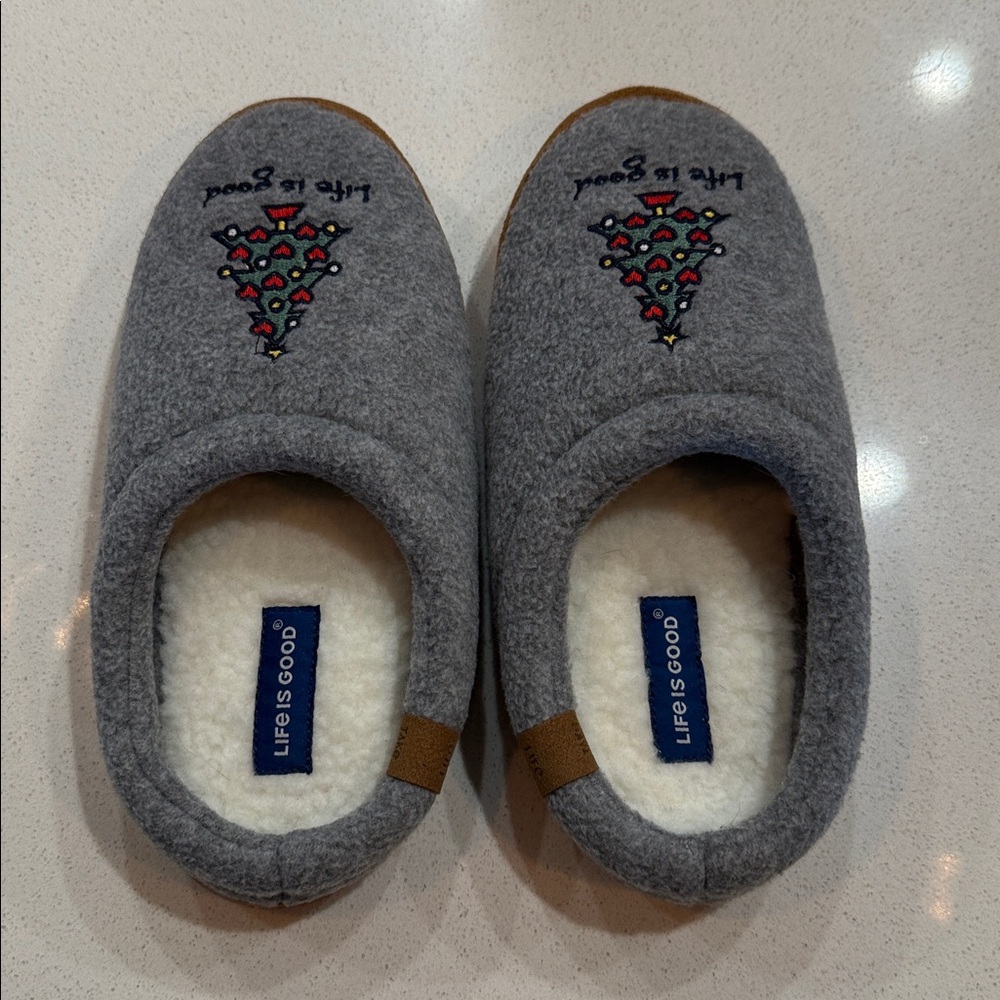 Life is Good Christmas Tree Slippers Women’s Size Small 5/6 - Picture 11 of 11
